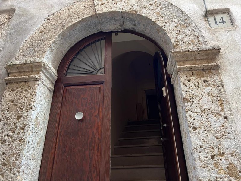 Self-contained apartment in Arpino
