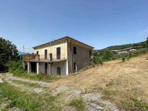 Detached house in Arpino