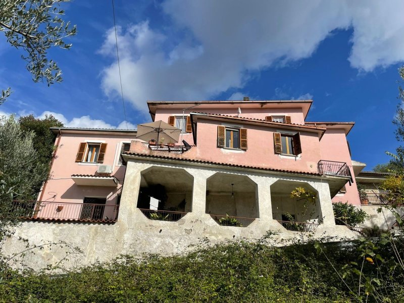 Villa en Arpino