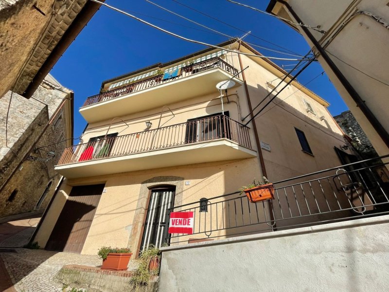 Self-contained apartment in Rocca d'Arce