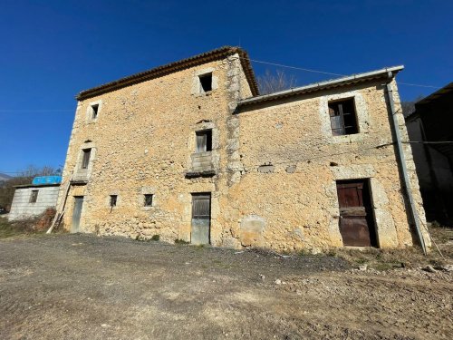 Farmhouse in Arpino