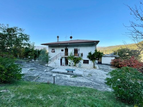 Huis op het platteland in Fontana Liri