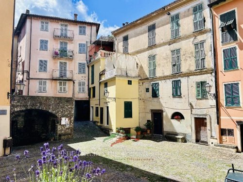 Apartamento em Castel Vittorio