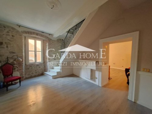 加尔达湖畔洛纳托联排别墅