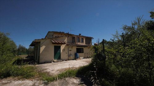 Farmhouse in Cetona