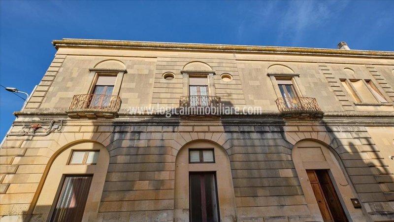 Villa i Maglie