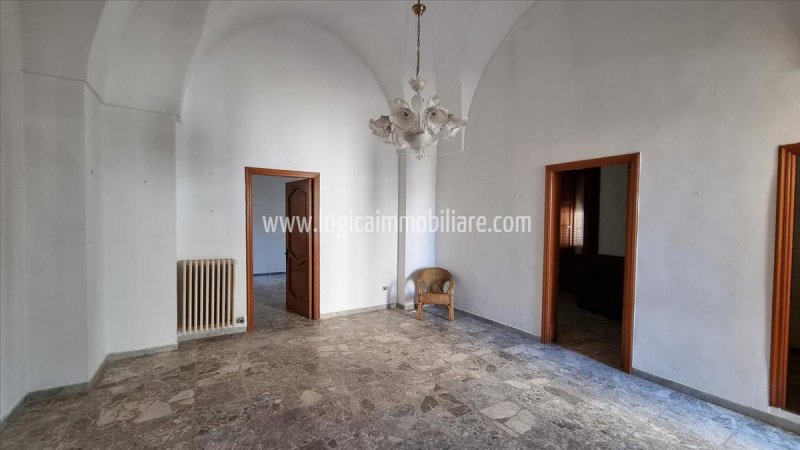 Casa indipendente a Campi Salentina