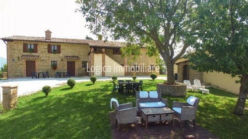 Отдельно стоящий дом в Губбио