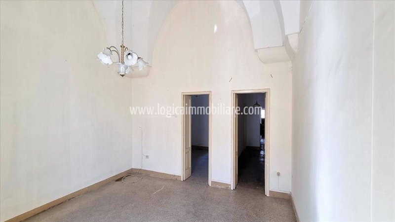 Casa indipendente a Campi Salentina