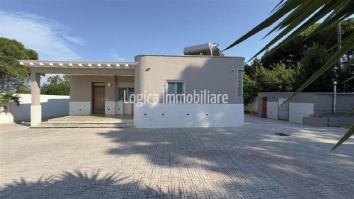 Villa à San Pietro Vernotico