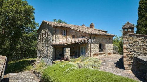 Cabaña en Montone