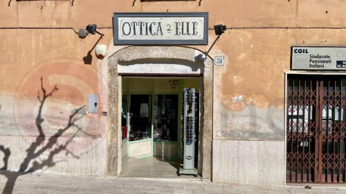 Edifício comercial em Arpino