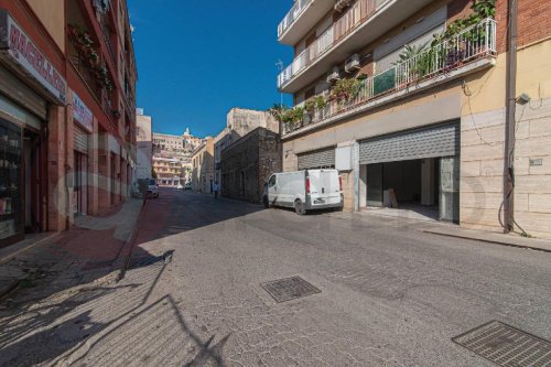 Zakelijk onroerend goed in Terracina