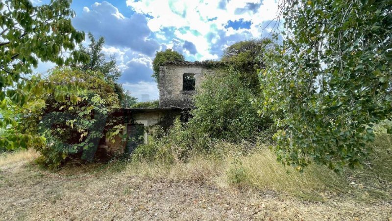 Klein huisje op het platteland in Santopadre