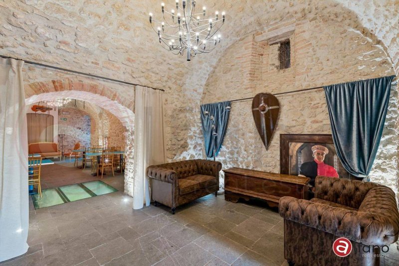 Casa de campo em Massa Martana