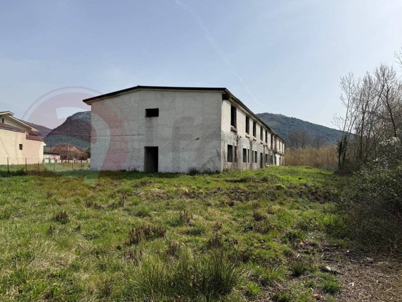 Maison de campagne à Arce