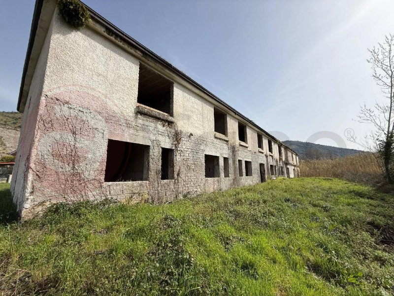 Maison de campagne à Arce