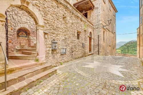 Palats i Falvaterra