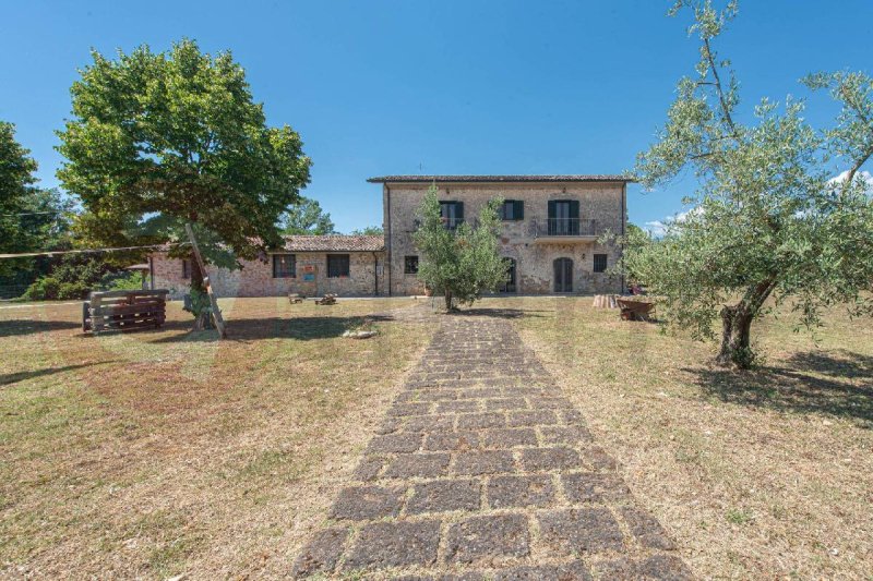 Casa de campo em Arce