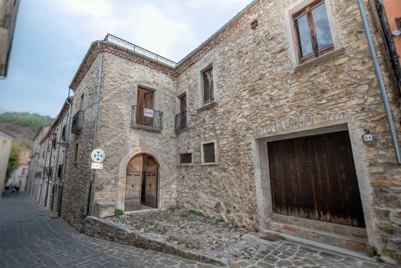 Huis op het platteland in Sasso di Castalda