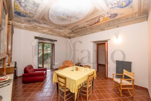 Huis op het platteland in Sasso di Castalda