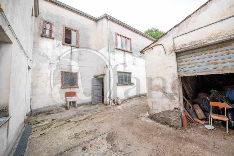 Country house in Paterno