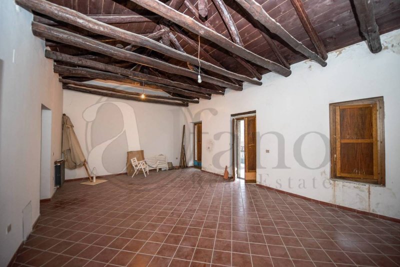 Penthouse in Sasso di Castalda