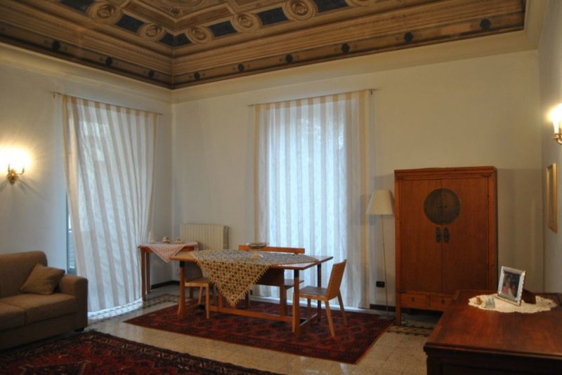 Historisk lägenhet i Tocco da Casauria