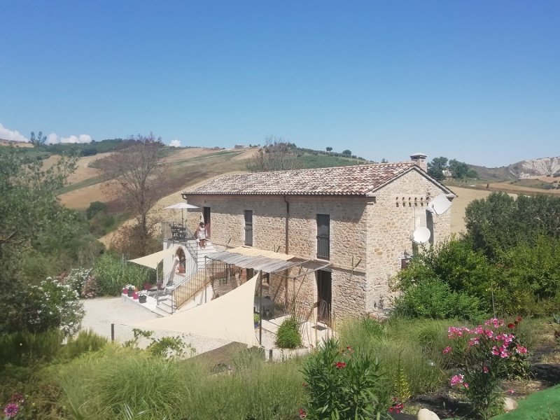 Huis op het platteland in Montefino