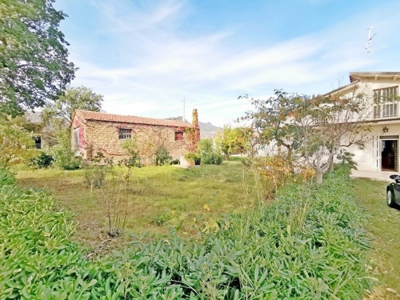Huis op het platteland in Civitella Casanova