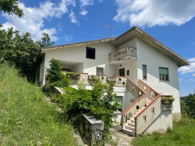 Huis op het platteland in Bisenti