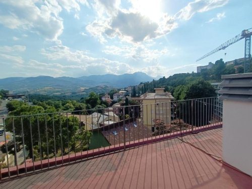 Appartement historique à Penne