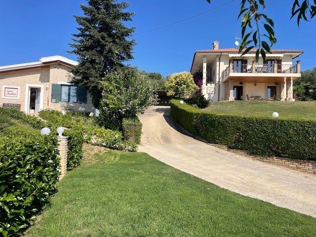 Сельский дом в Читта-Сант-Анджело