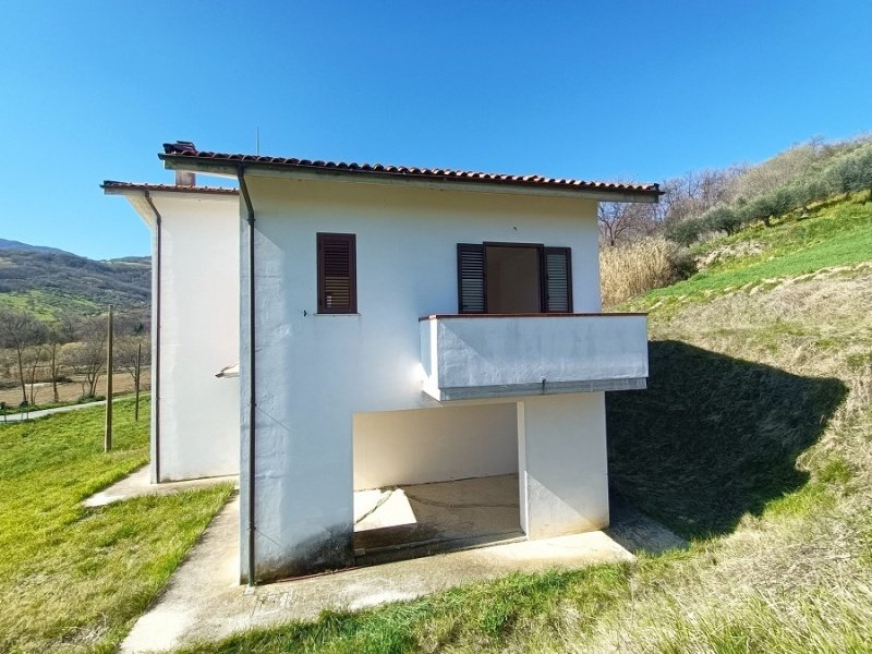 Hus på landet i Farindola