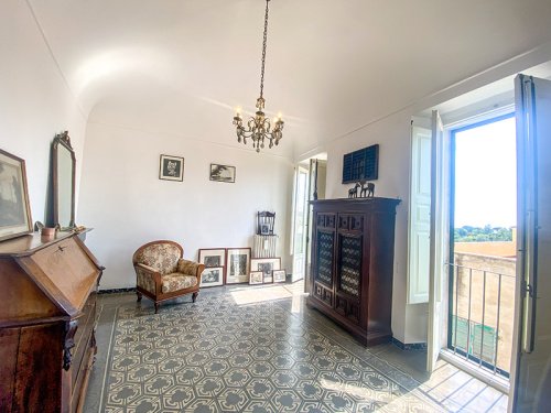Historisch appartement in Penne