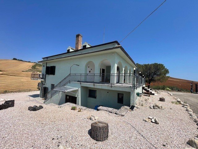Casa de campo em Montenero di Bisaccia