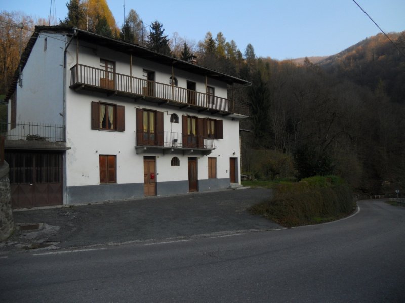 Detached house in Busca