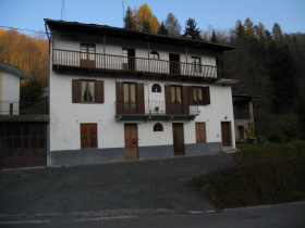 Einfamilienhaus in Busca