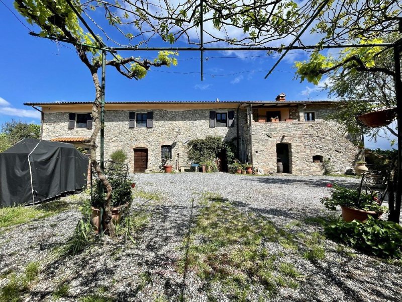 Отдельно стоящий дом в Розиньяно-Мариттимо