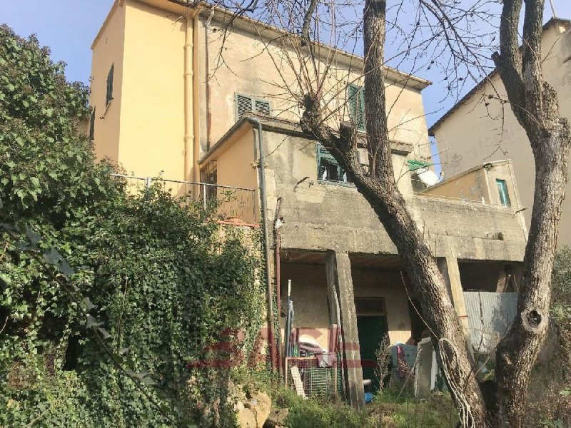 Appartement à Montescudaio