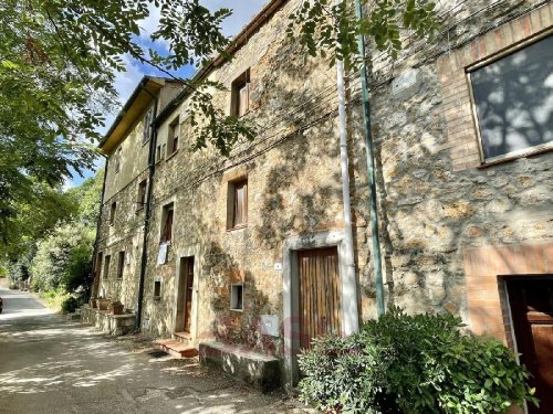 Appartement à Montecatini Val di Cecina