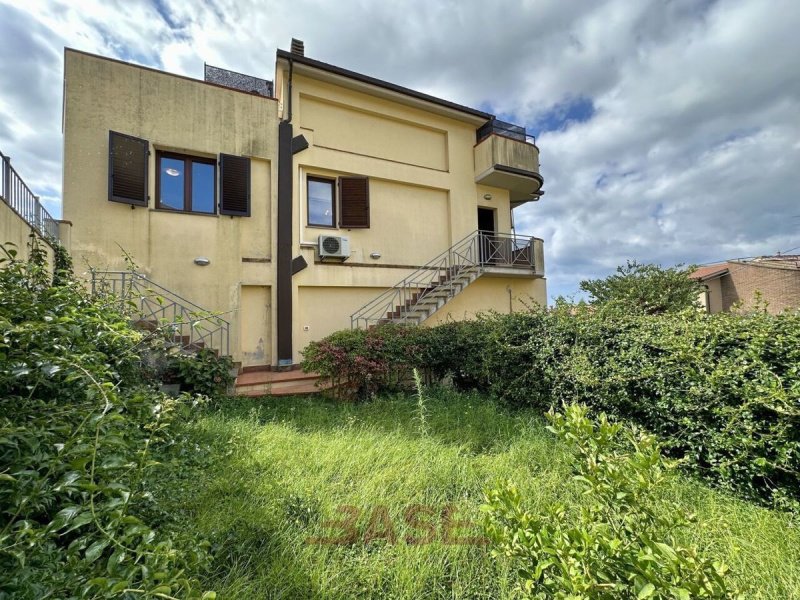 Maison à Rosignano Marittimo