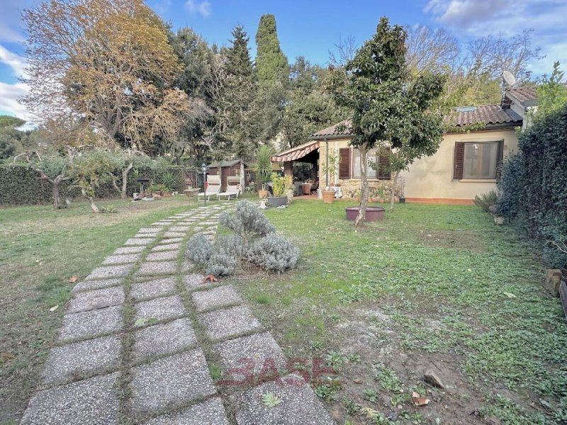 Appartement in Cecina