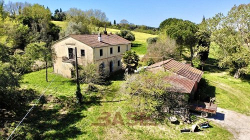 Bauernhaus in Cecina