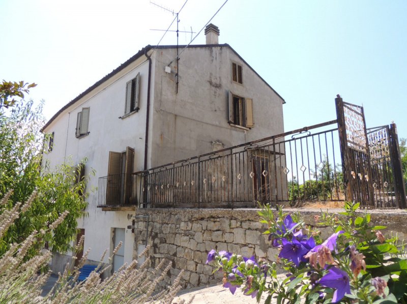 Einfamilienhaus in Abbateggio