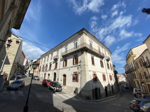 Historisk lägenhet i Agnone