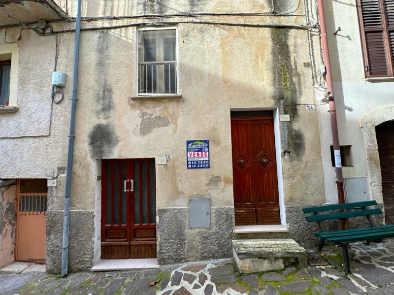 Detached house in Roccamorice