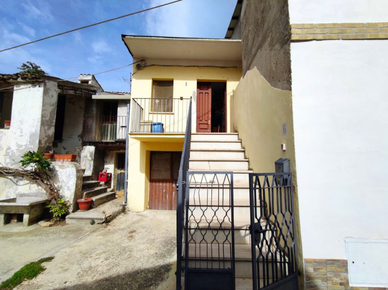 Detached house in Alanno