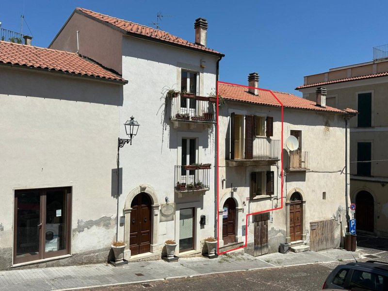 Detached house in San Valentino in Abruzzo Citeriore