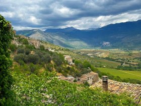 Casa indipendente a Capestrano